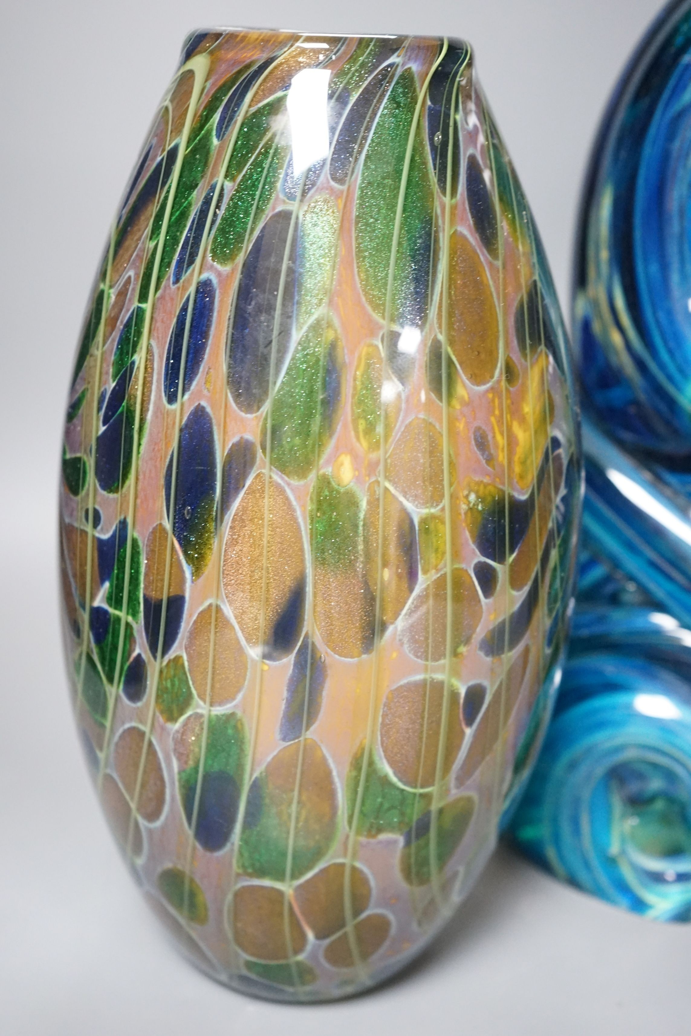 An art glass vase and a Mdina signed and dated 1973 turquoise glass sculpture, sculpture 35cms high